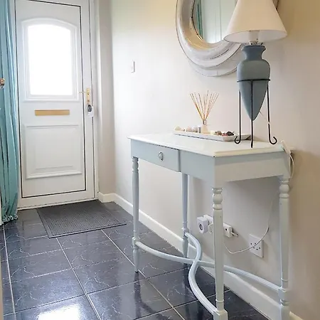 بيت للعطل Ula *